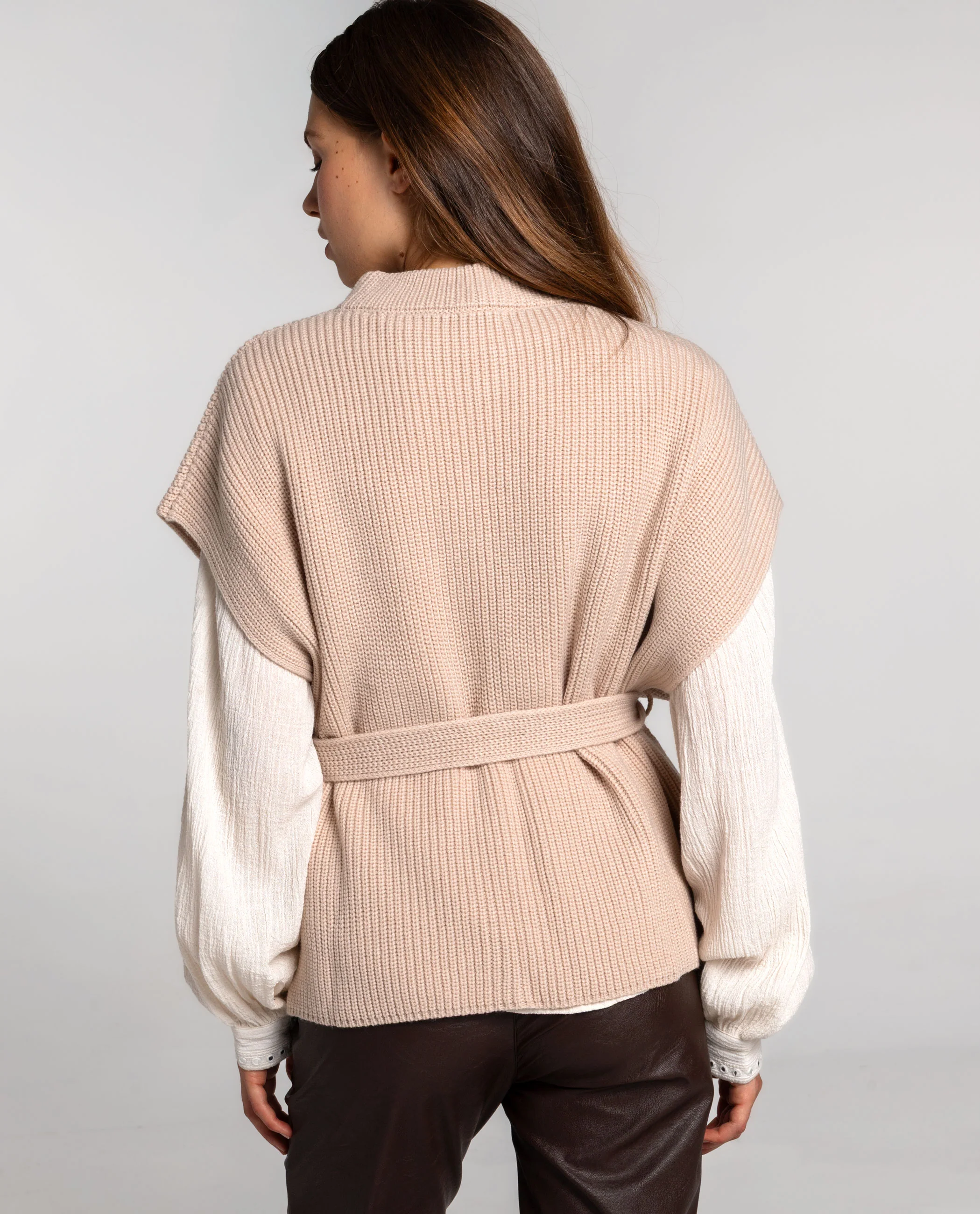 CHALECO ROOFTOP · BEIGE - Image 3
