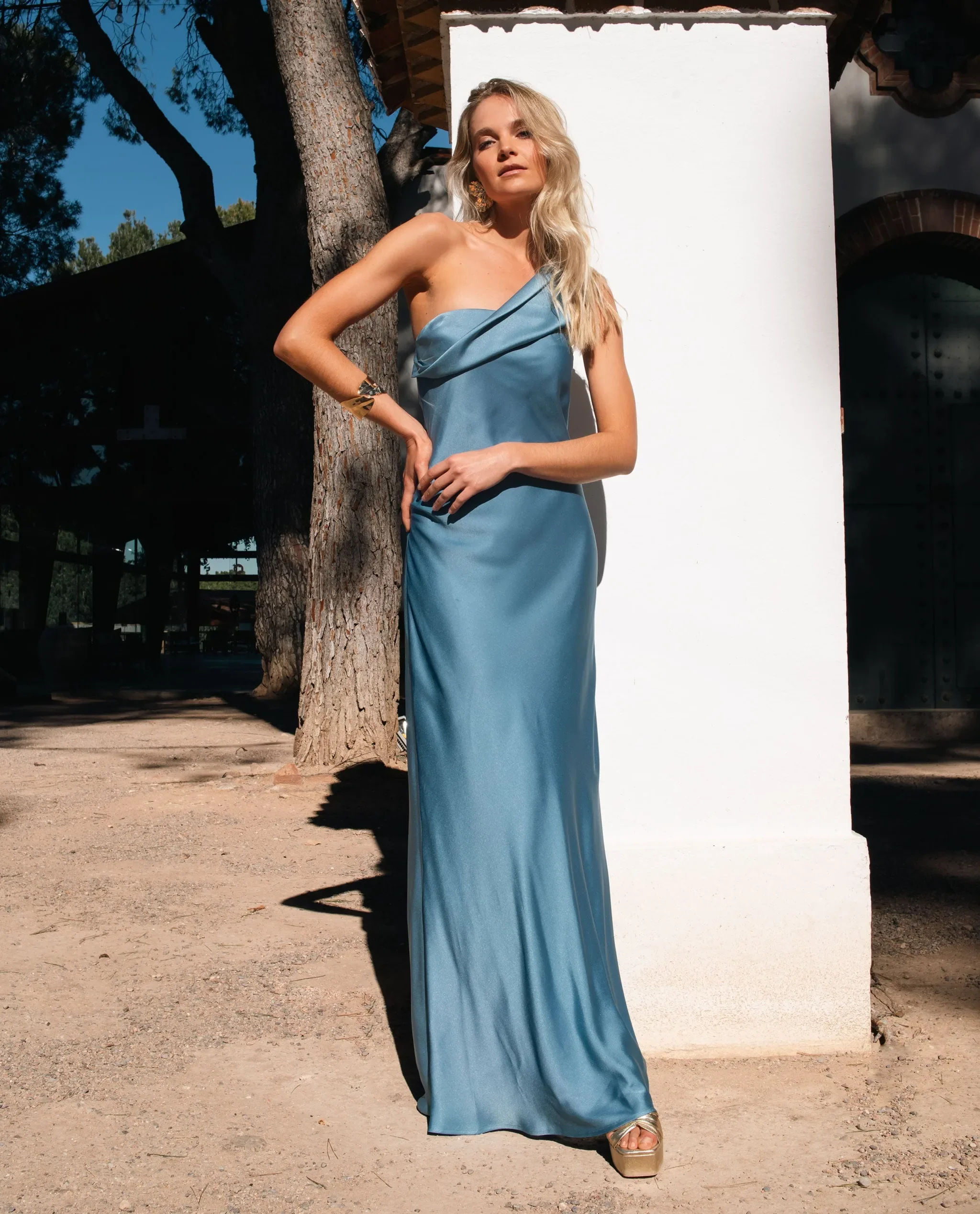 VESTIDO ISABELA · AZUL - Image 4